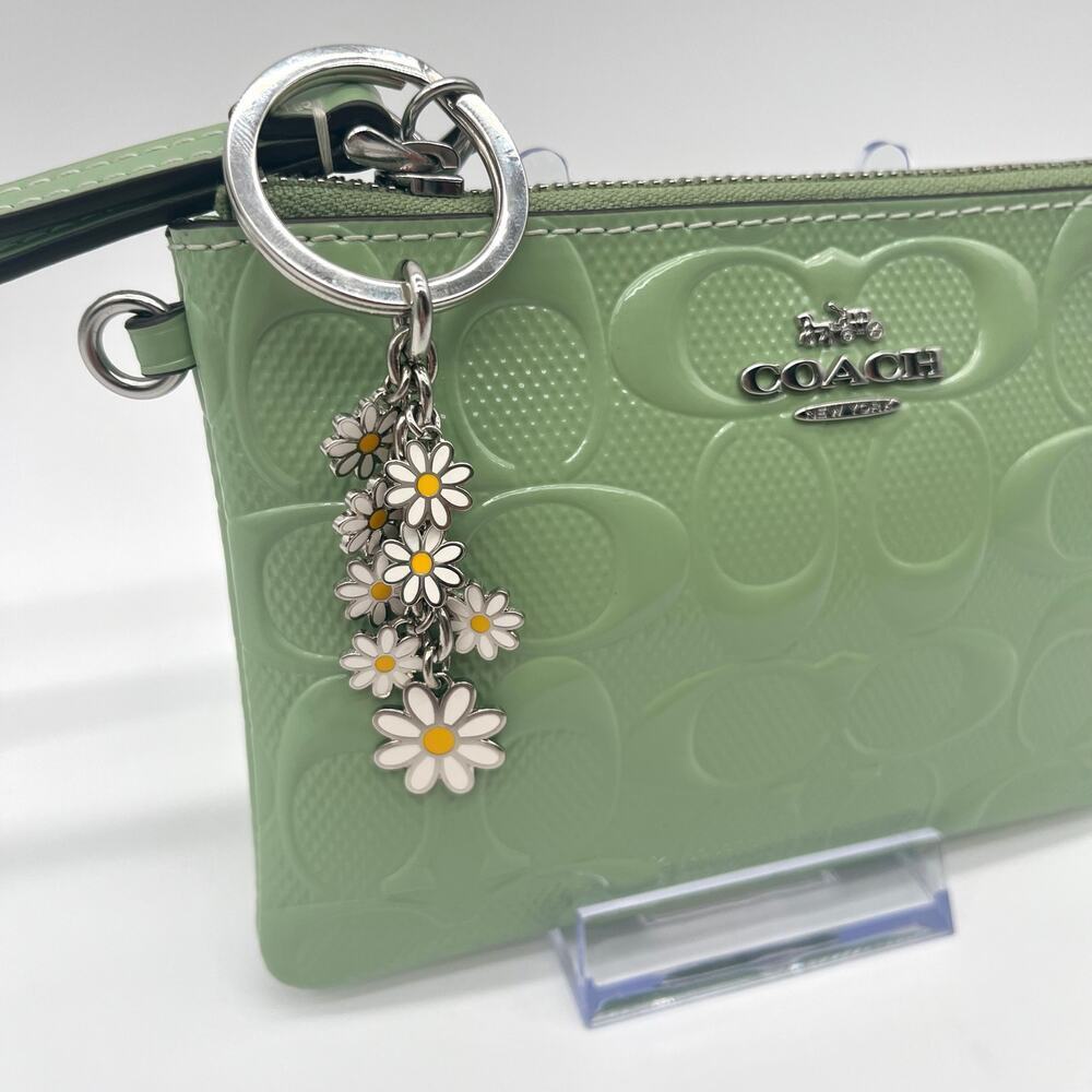 COACH Bag Charm Key Chain, NWOT, White Cascading Daisies, Floral